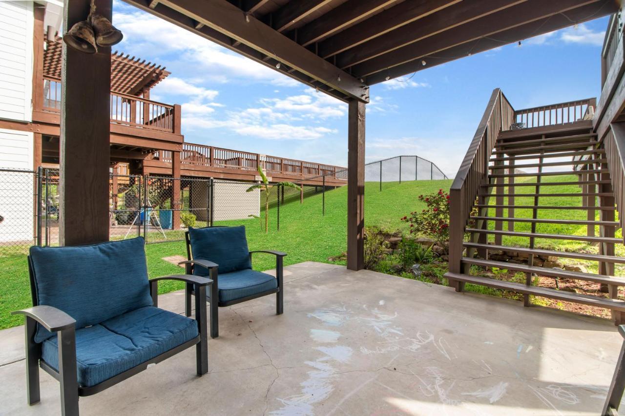 Luxury Waterfront Home Family And Pet Friendly Near Surfside Beach 11 Mins Freeport Εξωτερικό φωτογραφία